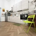 A Casa Di Ala Apartment *